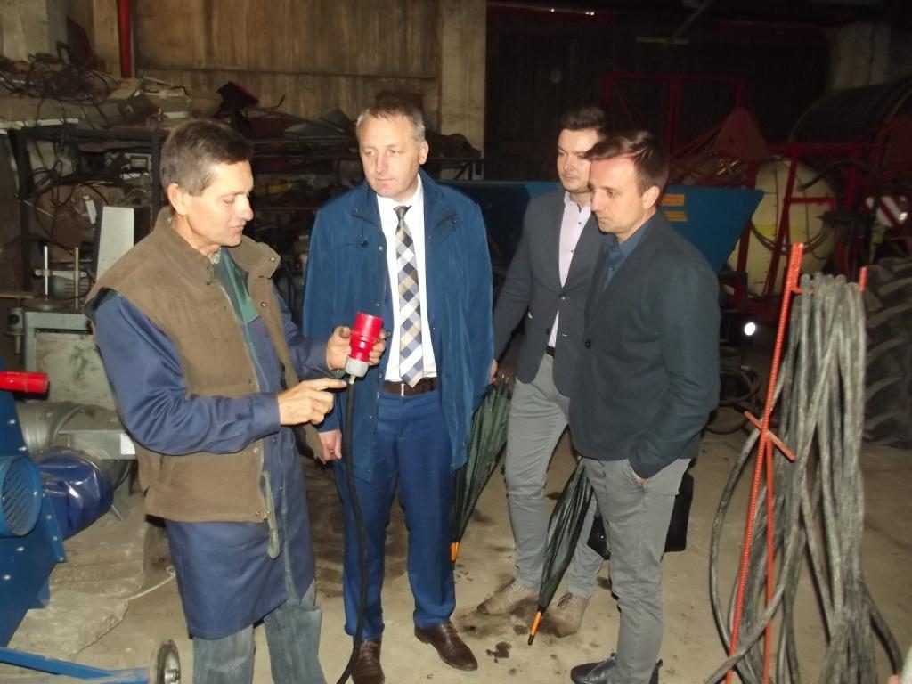 Wśród uczestników byli m.in.: Andrzej Górczyński, zastępca dyrektora Oddziału Regionalnego KRUS w Łodzi oraz Przemysław Halczak i Krzysztof Wrębiak, pracownicy Biura Prewencji Centrali KRUS w Warszawie