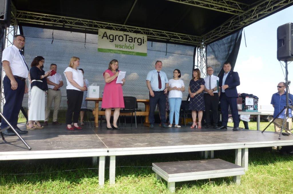 Wręczenie nagród w konkursie wiedzy o bhp dla uczniów szkół rolniczych