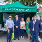 Pierwsze Dni Powiatu Węgrowskiego - laureaci konkursu BHP na stoisku informacyjnym KRUS